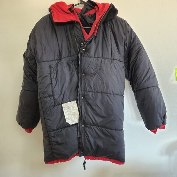 Kanuk Red hooded Parka/ Coat  Made in Canada - Picture 8 of 15